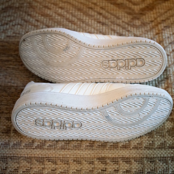Adidas Hoops Sneaks 9.5 Women's - Picture 4 of 7